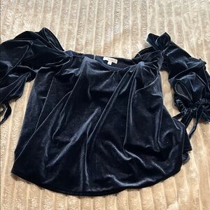 Elegant Black Velvet Women's Top